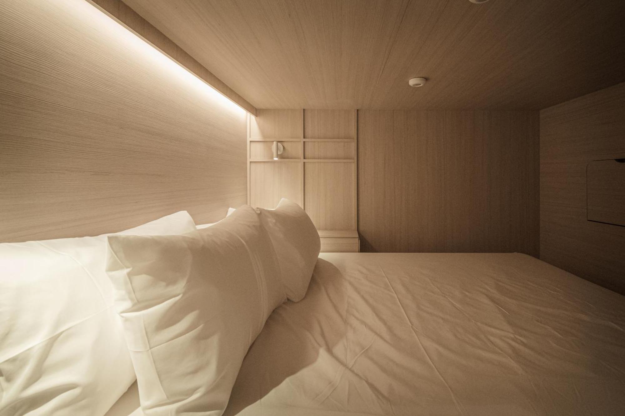 Jyu Capsule Hotel Singapur Exterior foto